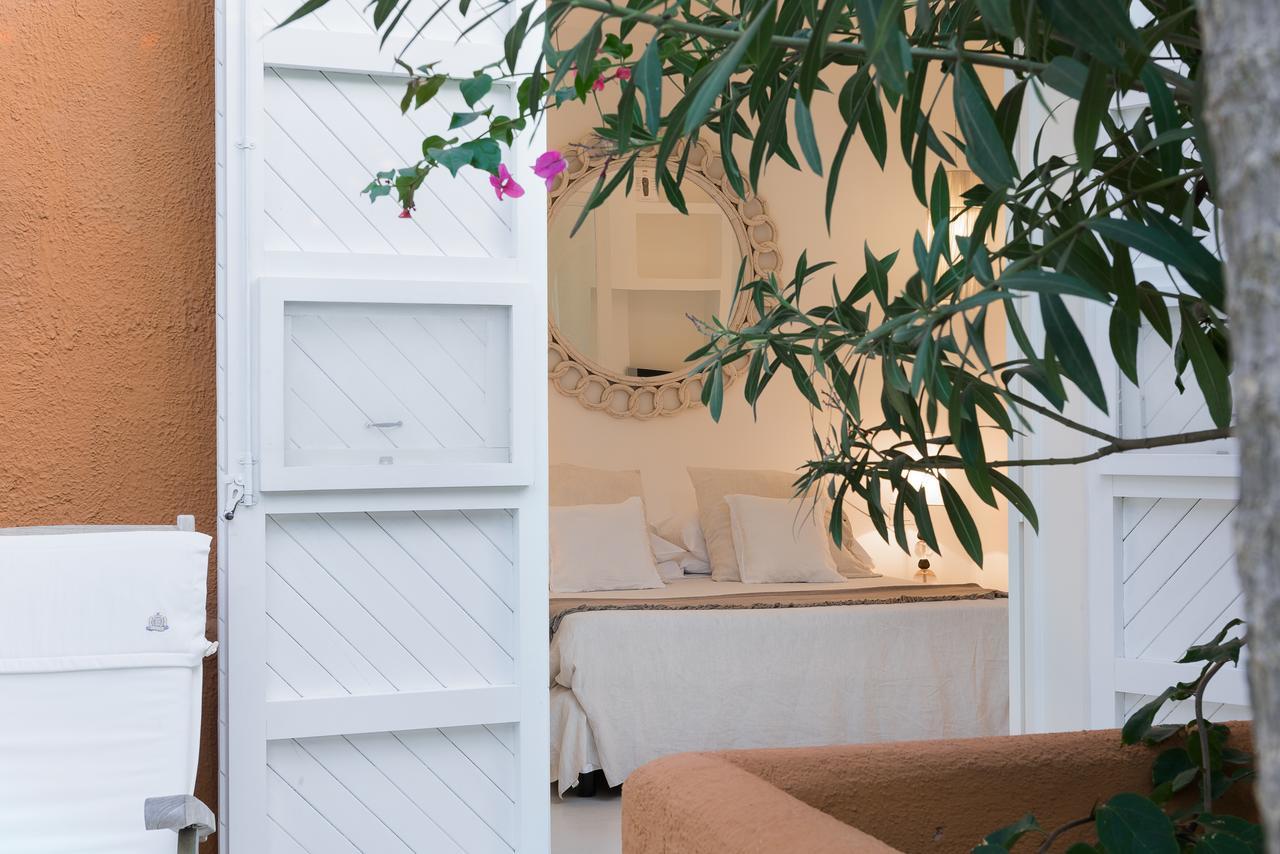 Dimora Dell'Olivastro Bed & Breakfast Фавиняна Екстериор снимка